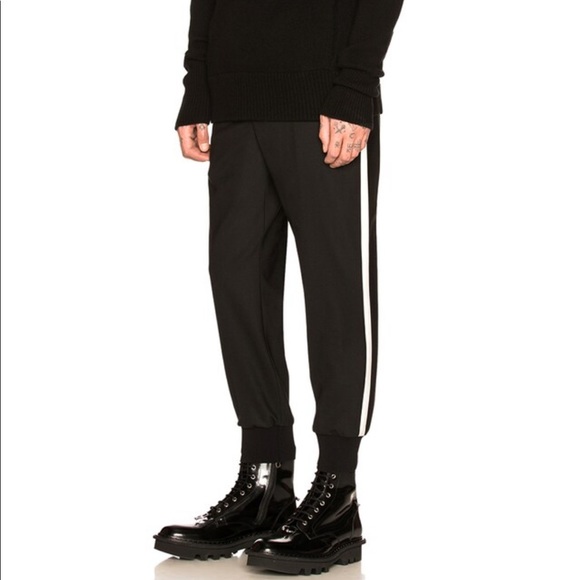 Neil Barrett - Picture 14 of 16